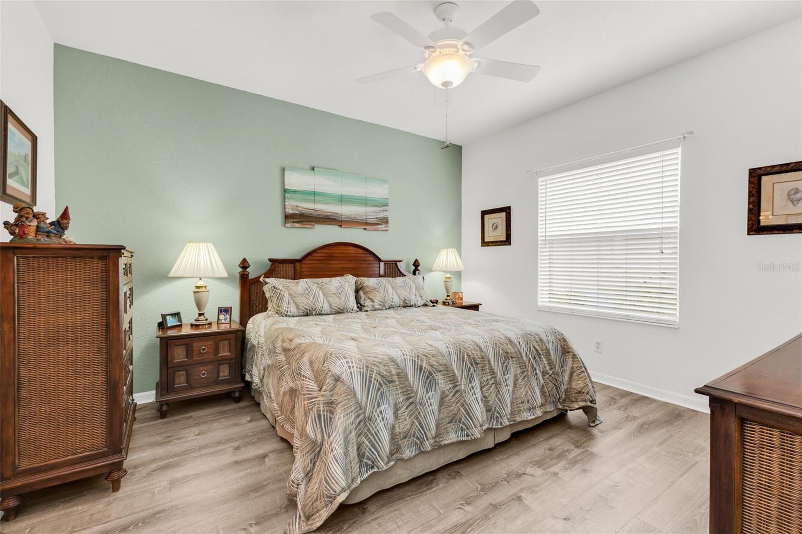KINGS GATE PH 02 - Residential