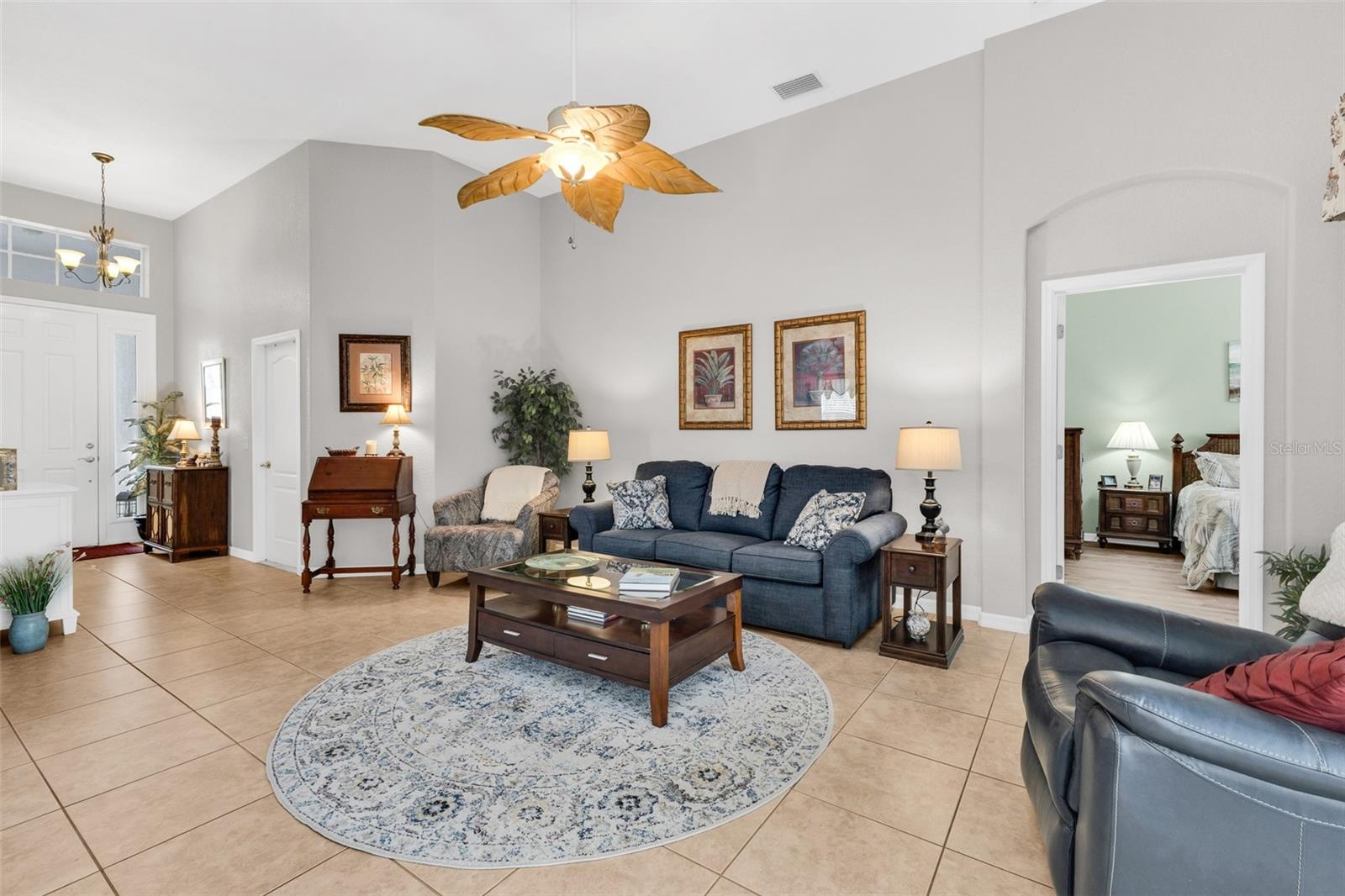 KINGS GATE PH 02 - Residential