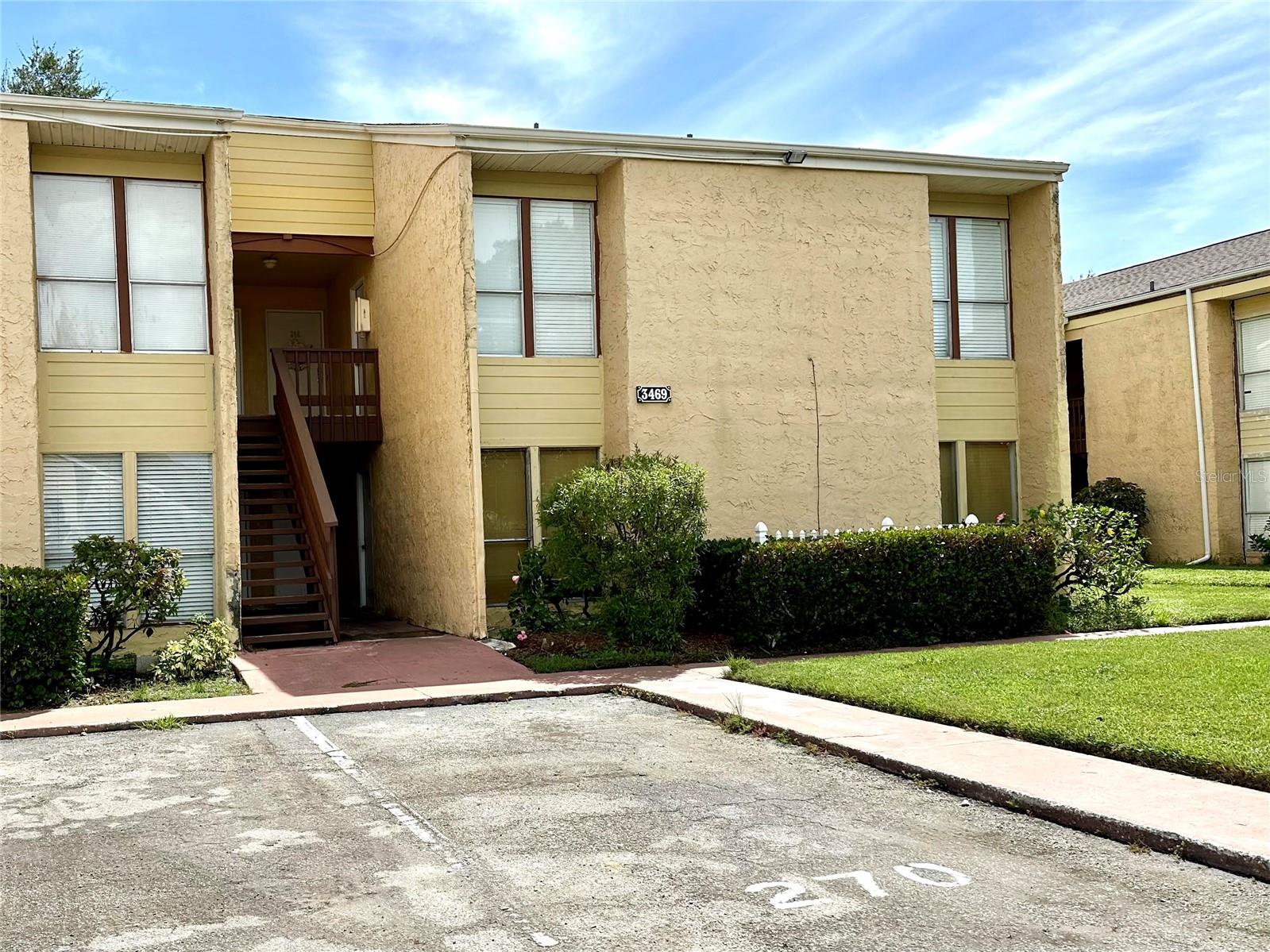 Perfect condo for full-time living, seasonal getaways, or an investment opportunity at an affordable price! This charming 3-bedroom, 2-bathroom end unit is being sold turnkey furnished. Beautiful luxury vinyl and laminate flooring throughout the living/dinning area and in all bedrooms, with tile in the entryway, kitchen, and bathrooms. The kitchen offers ample storage, stunning granite countertops, wood cabinetry, and a brand new range. The dining area boasts a built-in dry bar, perfect for entertaining guests. Water heater 2022, A/C 2023, Washer 2024, NEW ROOF! The community has a heated pool, tennis courts, BBQ area and a fenced around dog run. The monthly fee includes: water, sewer, trash collection, building insurance and exterior maintenance including the roof and grounds.Conveniently located near excellent shops and restaurants, this condo is just 3 miles from Crescent Beach and only 4 miles from Siesta Key Public Beach. Sarasota downtown, the Ringling Museum, Selby Gardens, St. Armands Circle, Island Park, Marina Jack's Harbor,.... are only a short drive away.