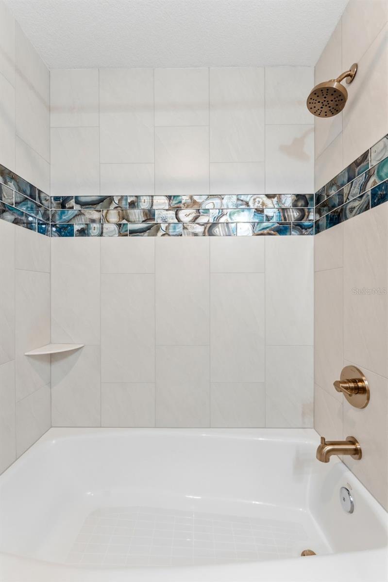 CHEZ SOLEIL CONDO - Residential