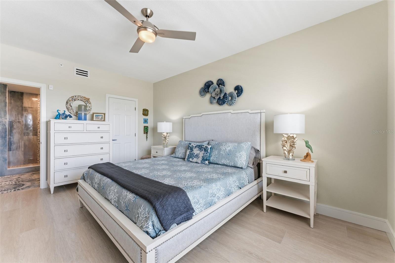 CHEZ SOLEIL CONDO - Residential