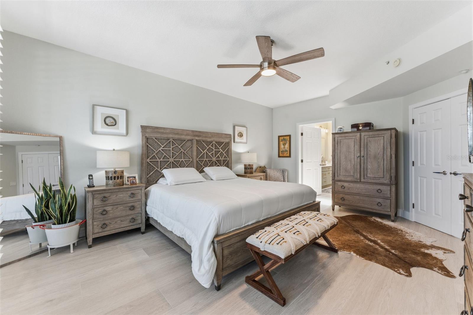 CHEZ SOLEIL CONDO - Residential