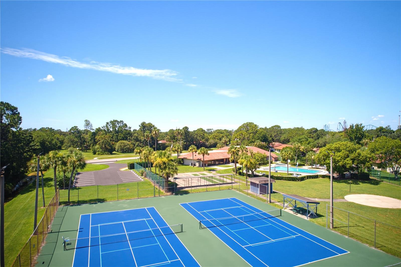 GREEN BRIAR VLG - Residential