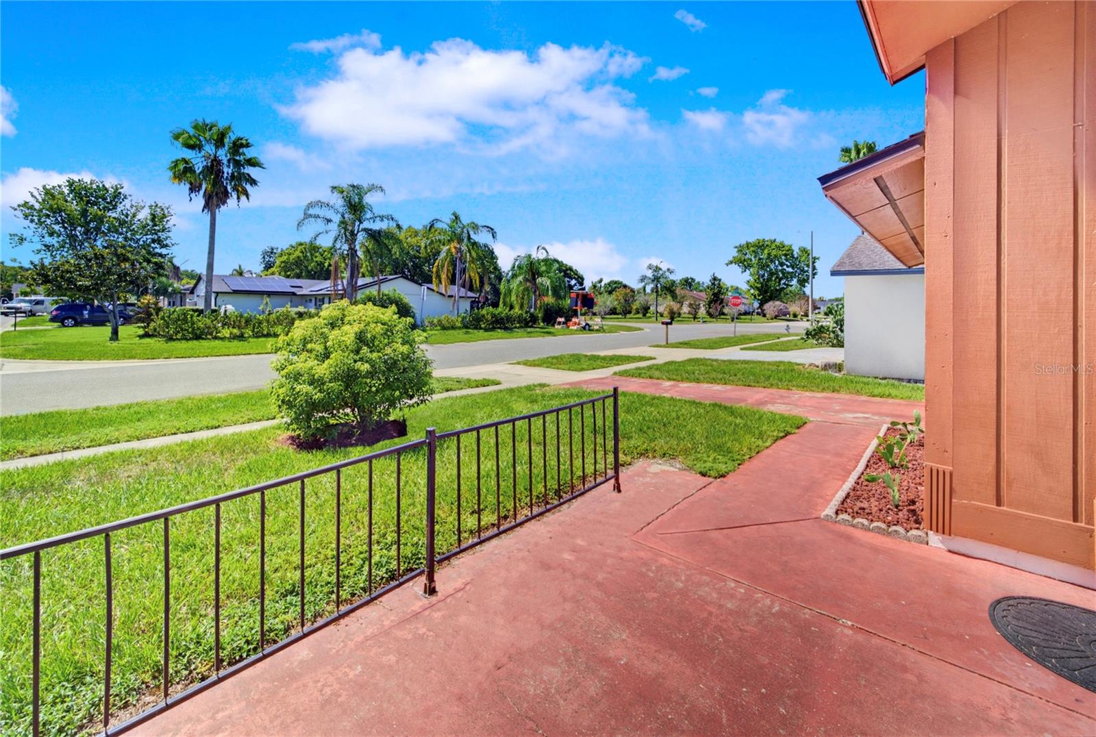 GREEN BRIAR VLG - Residential