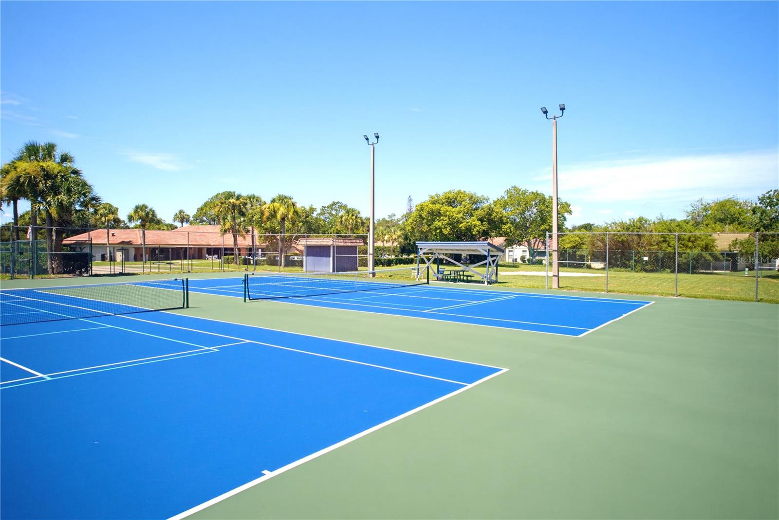 GREEN BRIAR VLG - Residential