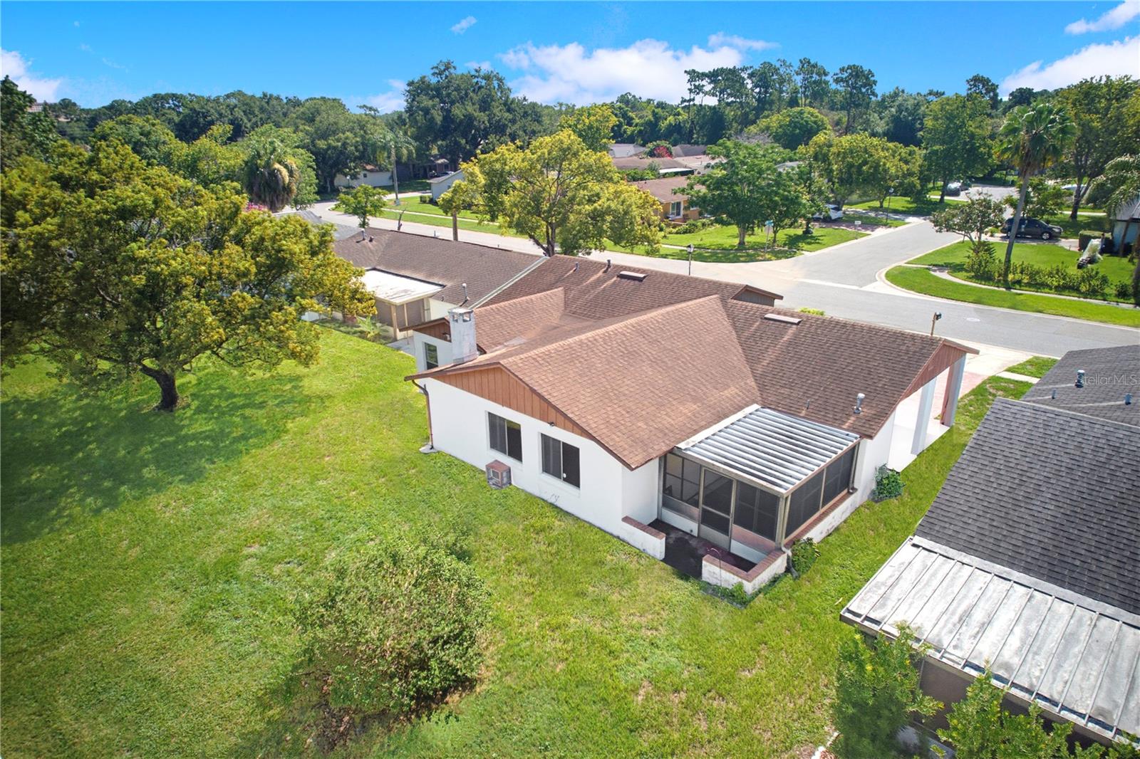 GREEN BRIAR VLG - Residential