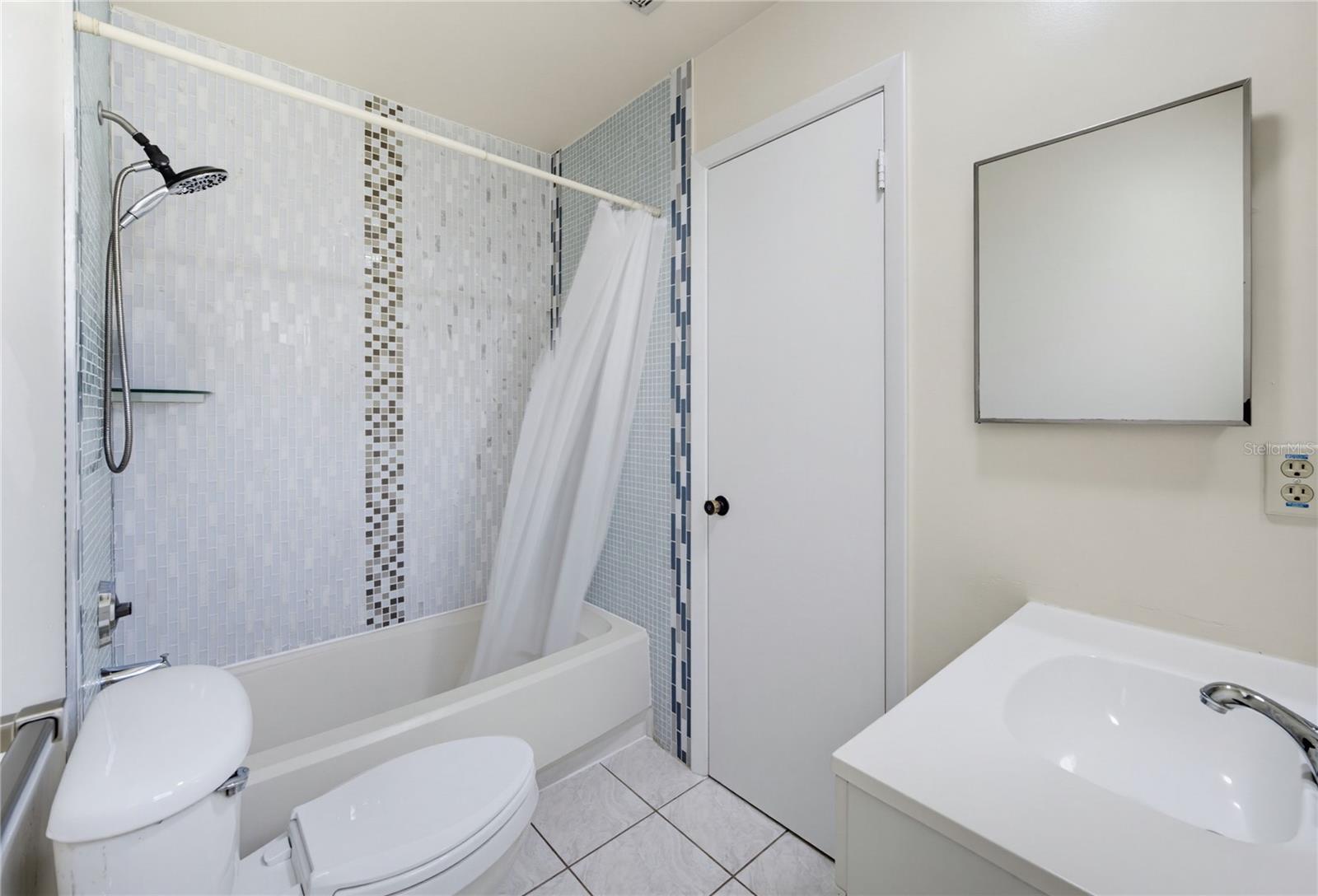 GREEN BRIAR VLG - Residential