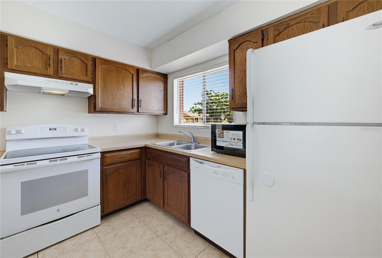 GREEN BRIAR VLG - Residential