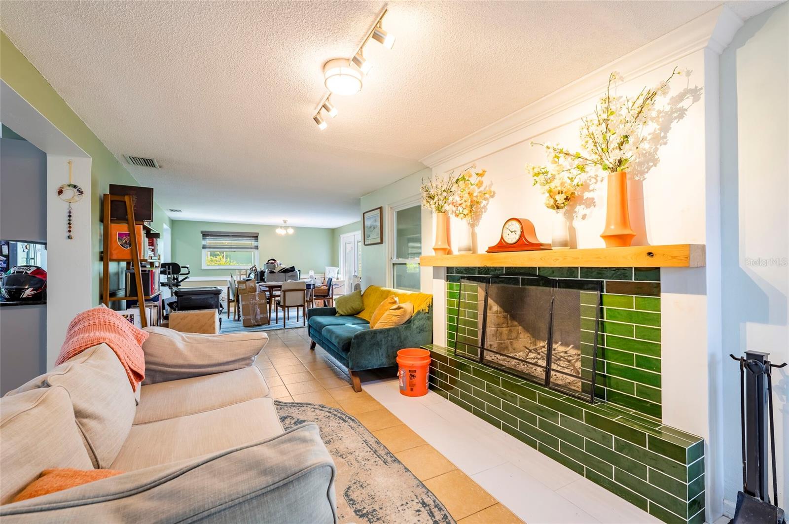 SKYCREST UNIT TEN - Residential