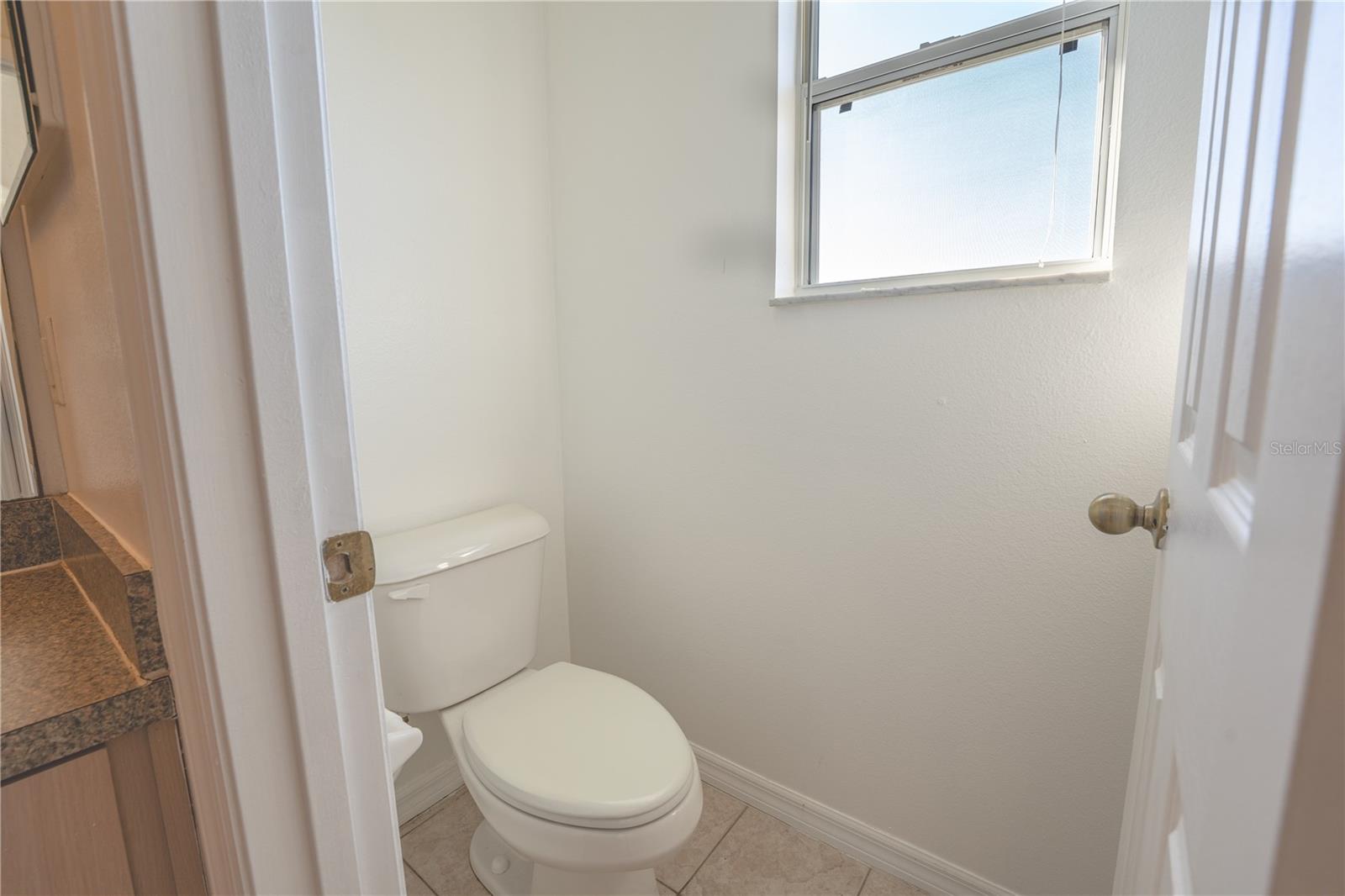 FIESTA KEY - Residential Lease