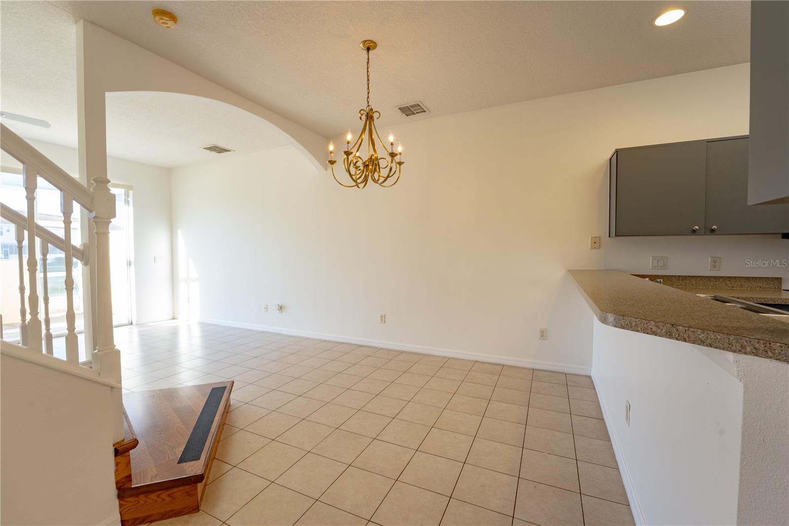FIESTA KEY - Residential Lease