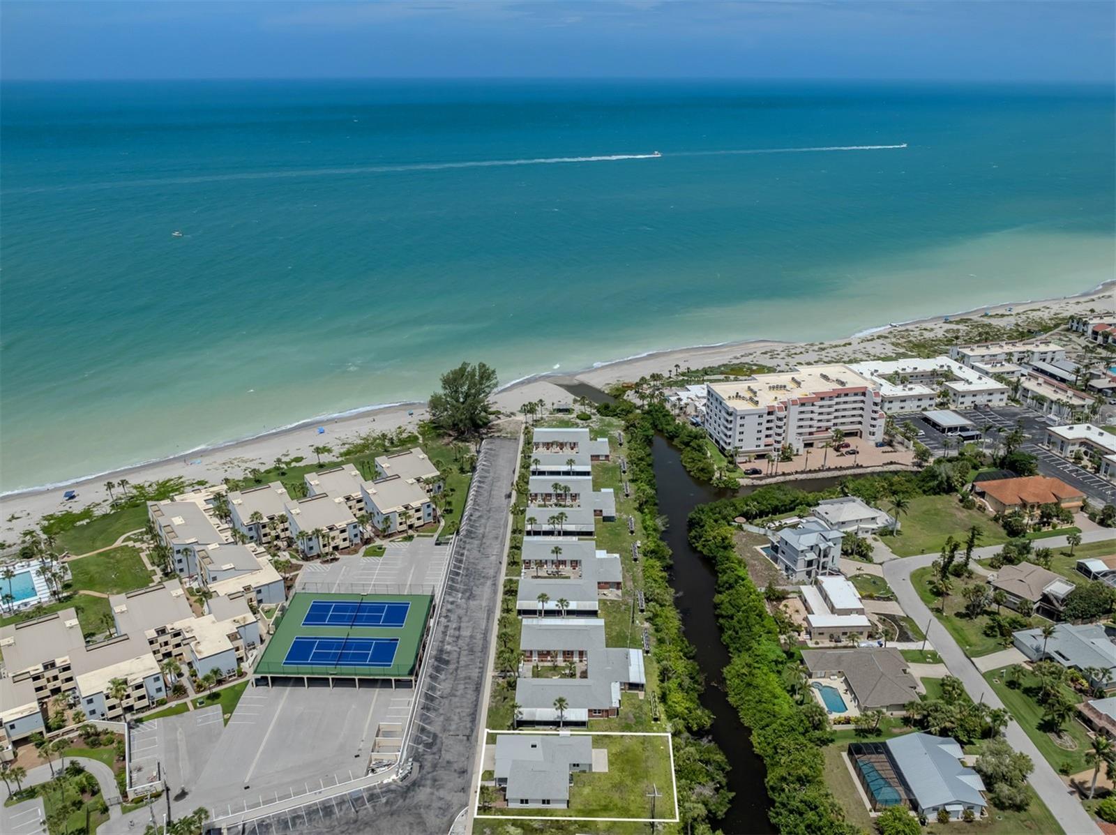 VENICE VILLAS - Residential