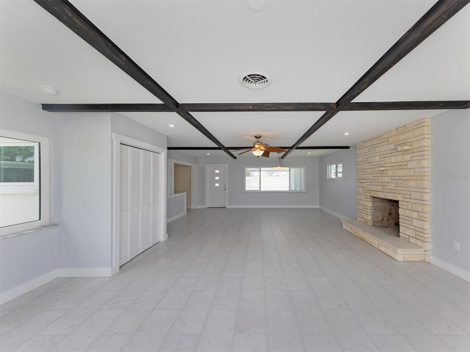 VENICE VILLAS - Residential
