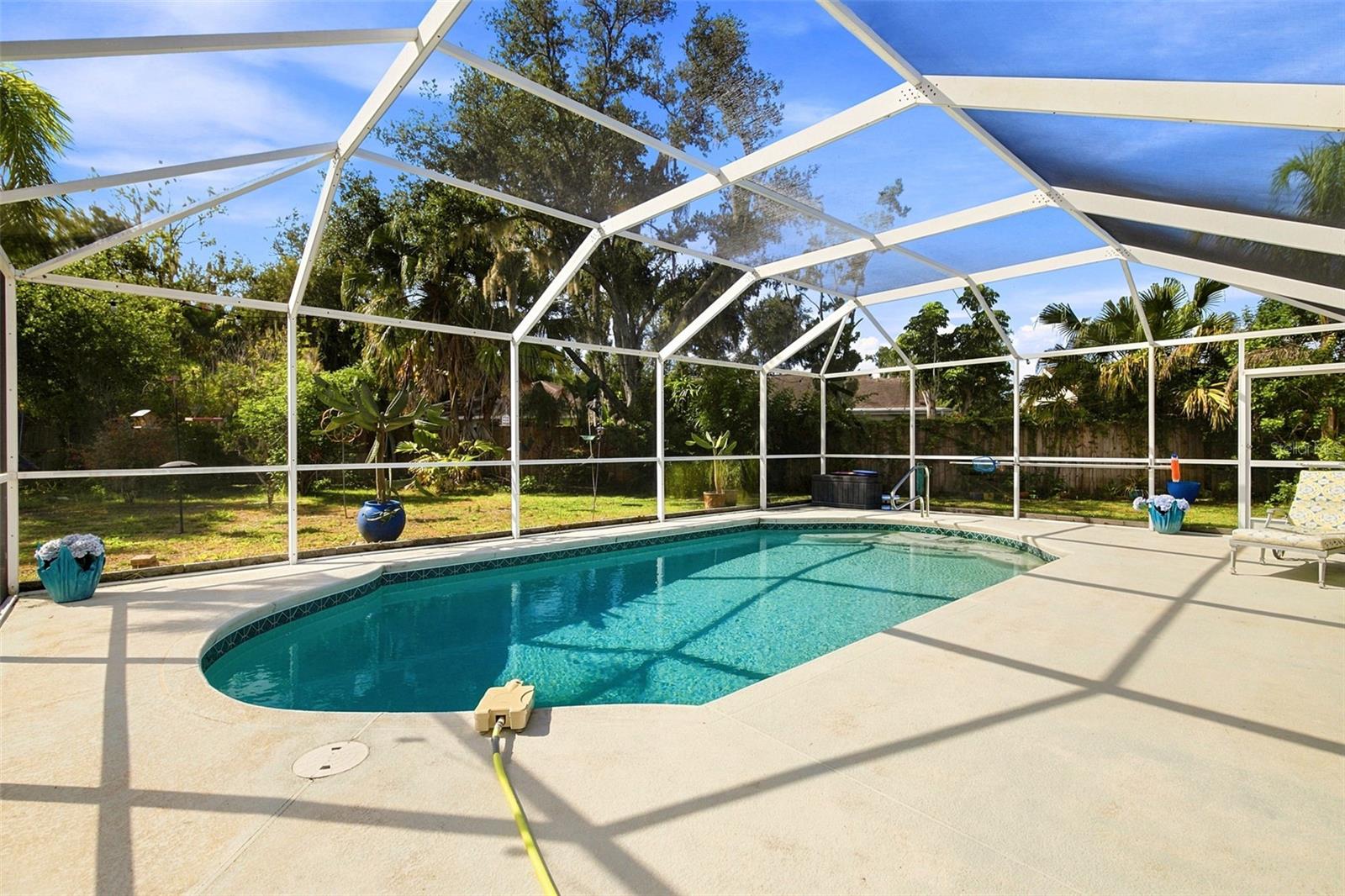 MAPLE LAKES - Residential