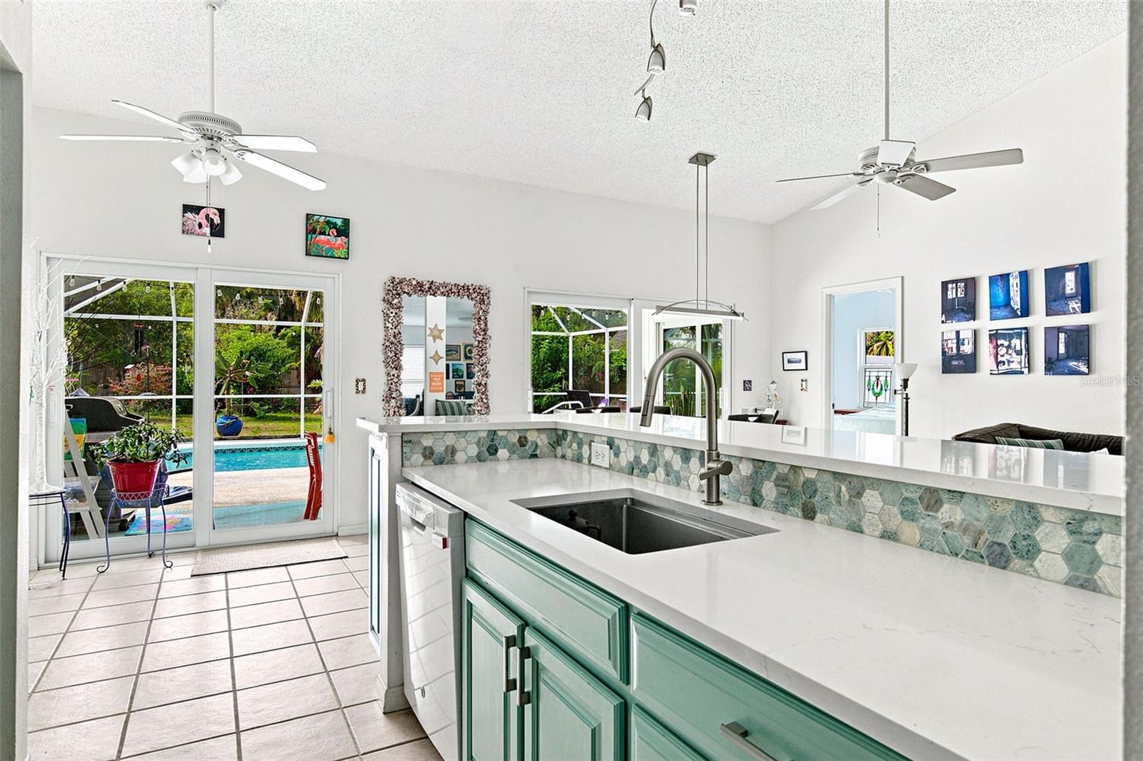 MAPLE LAKES - Residential