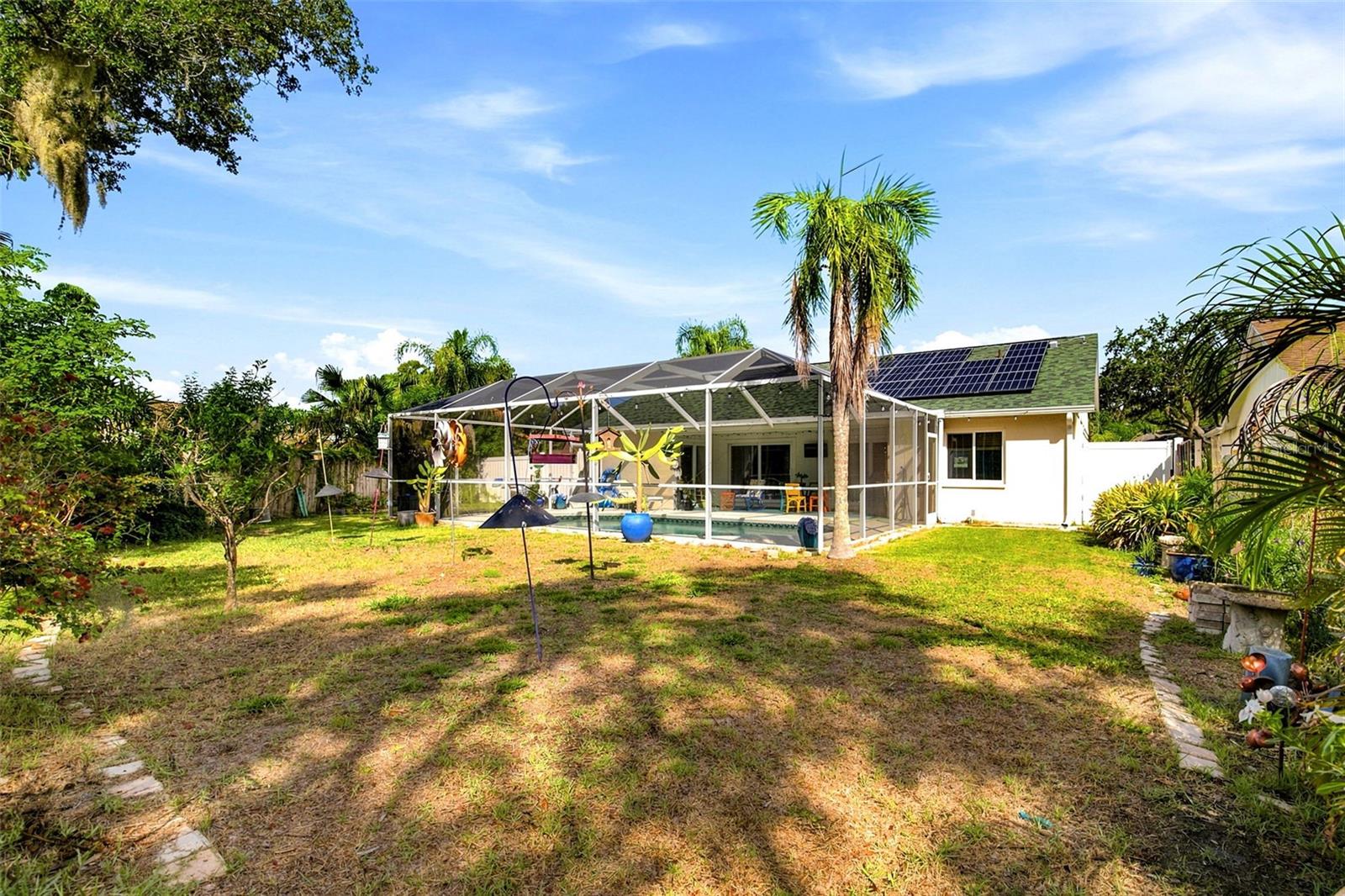 MAPLE LAKES - Residential