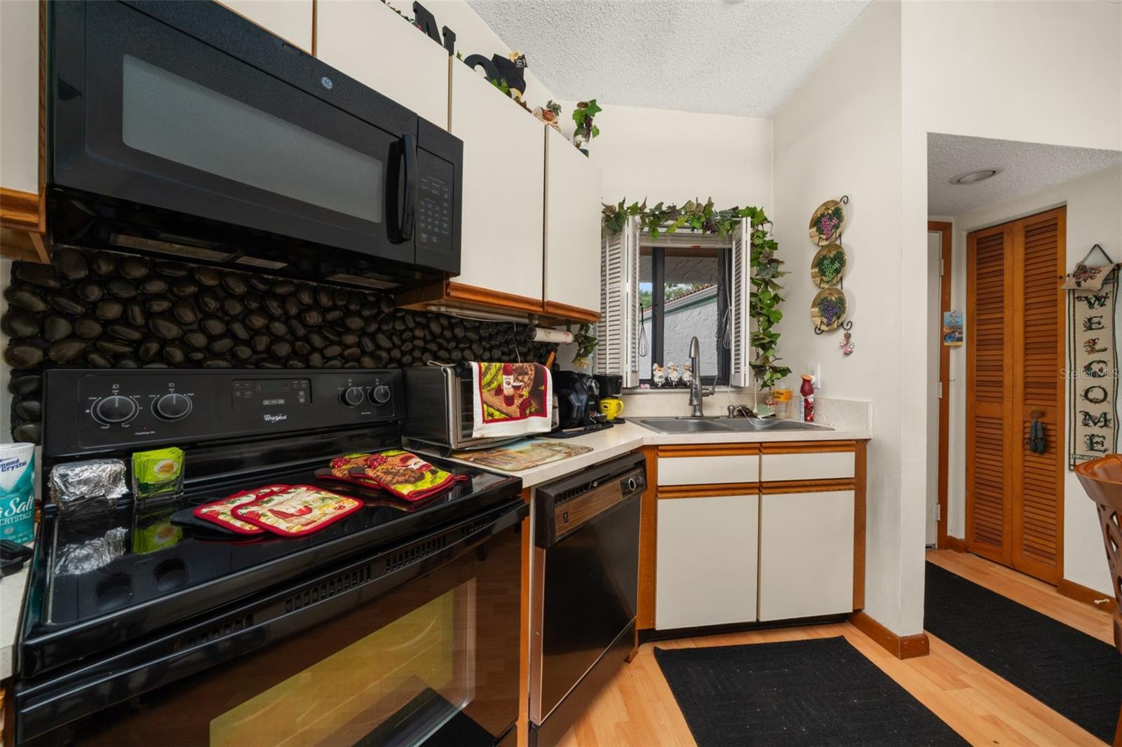 BLUFFS OF SEBRING CONDO - Residential