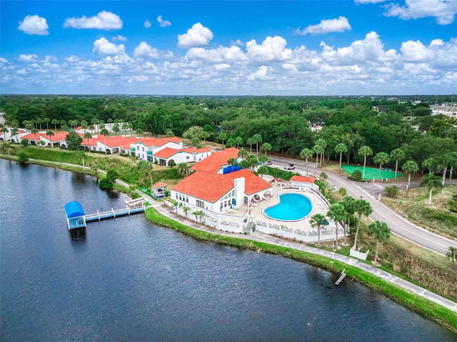 BLUFFS OF SEBRING CONDO - Residential