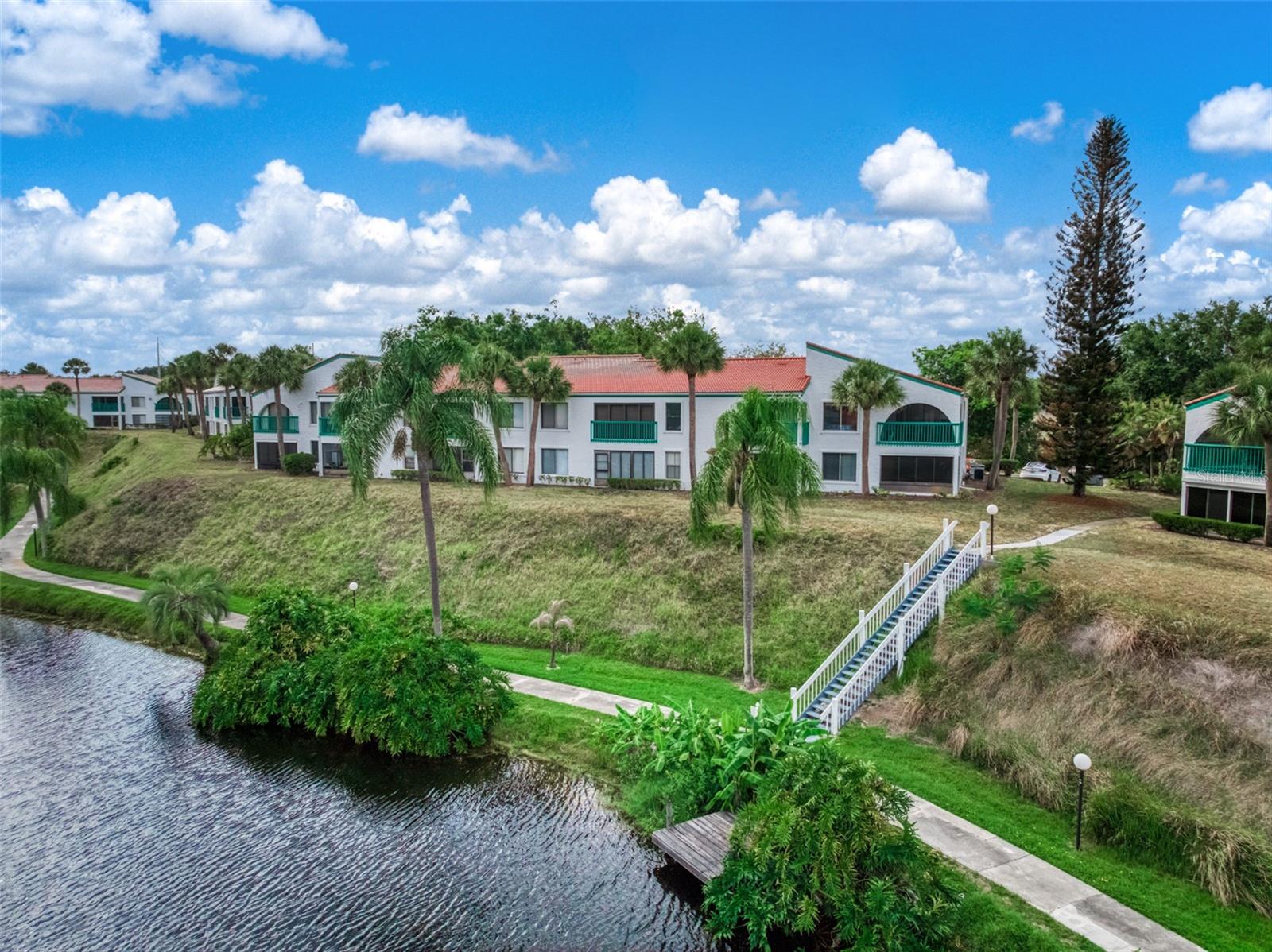 BLUFFS OF SEBRING CONDO - Residential