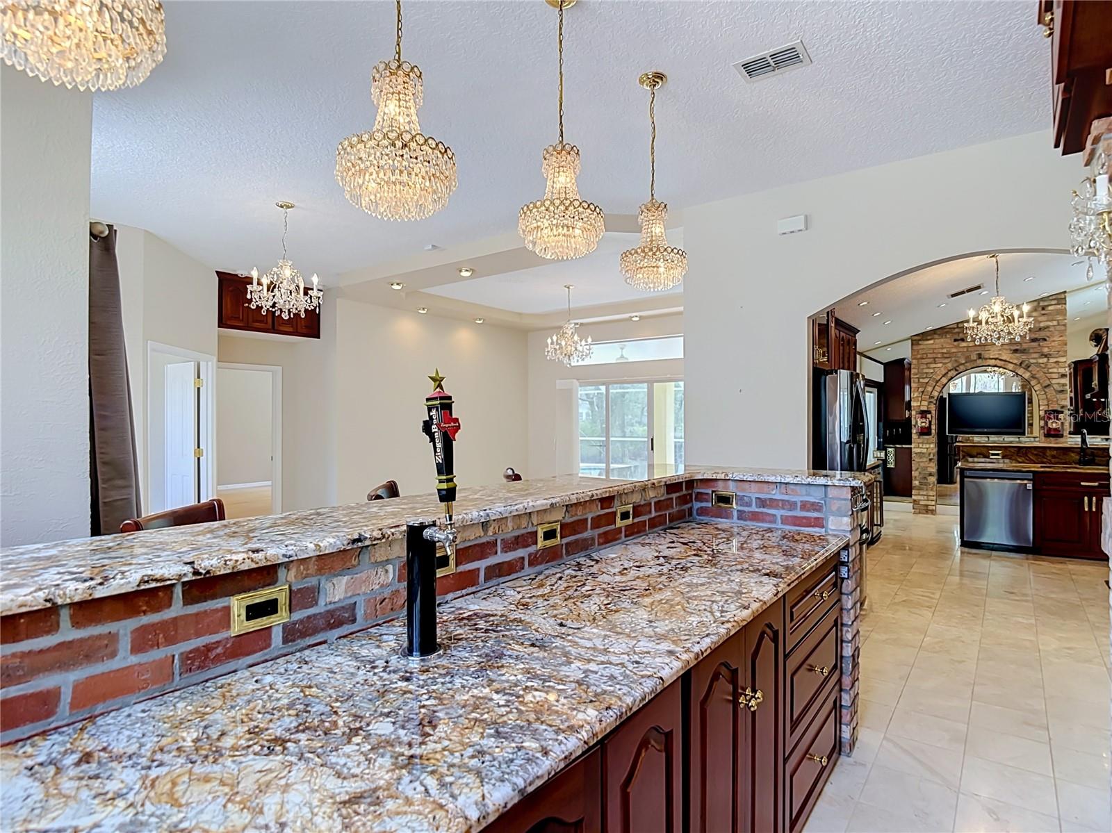 WOODLAND WATERS - Residential