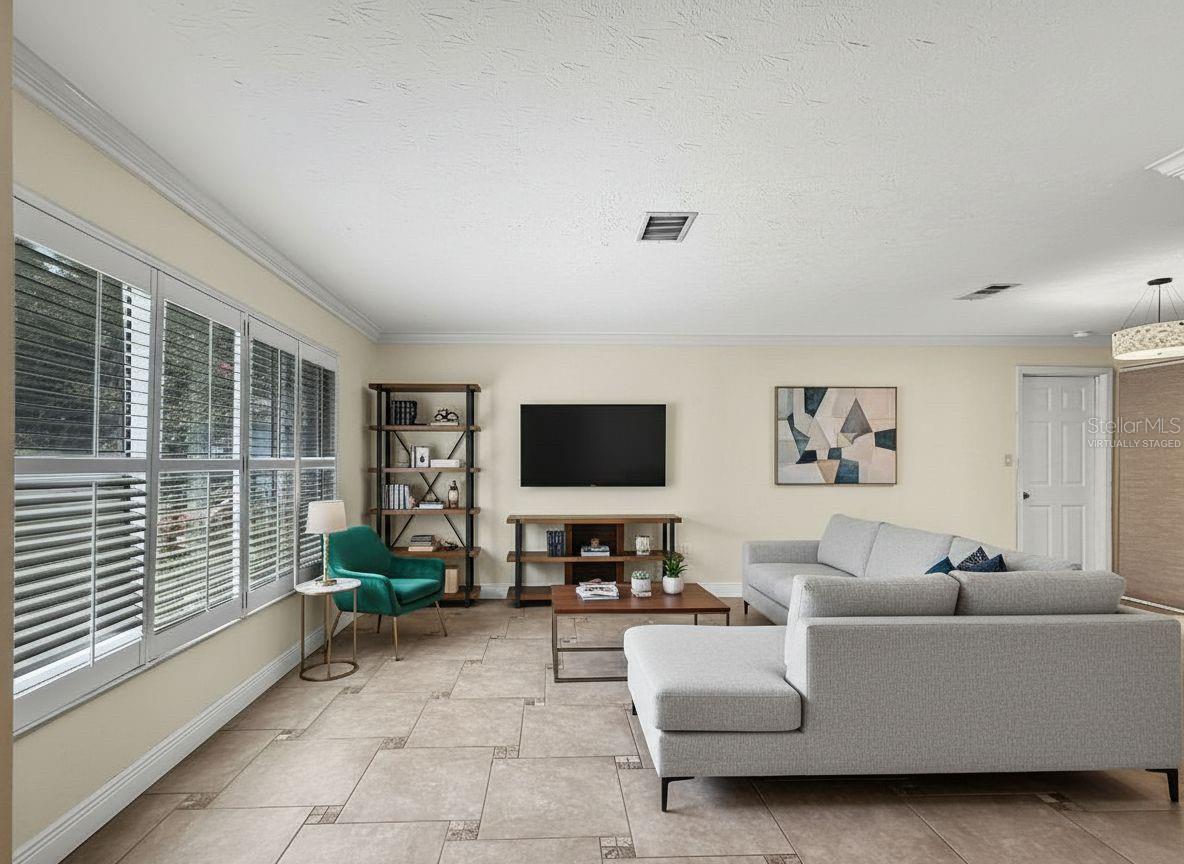 SPANISH OAKS - Residential