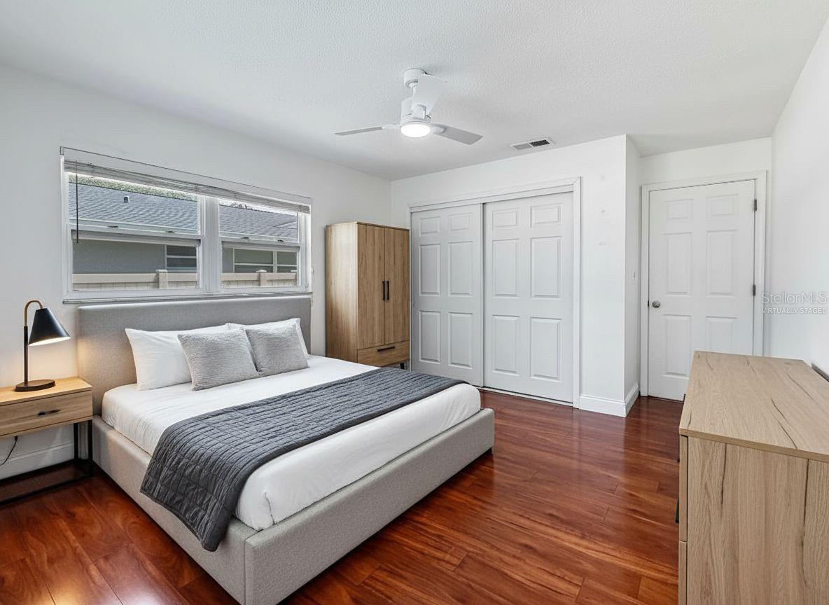 SPANISH OAKS - Residential