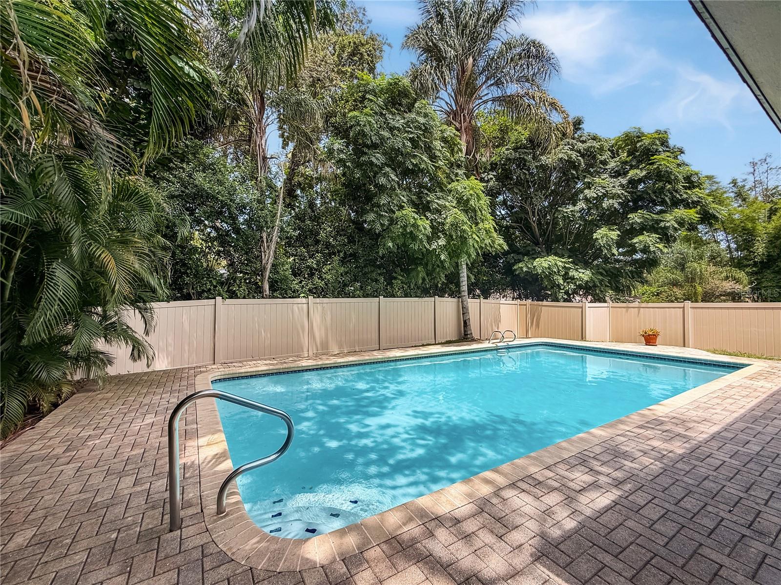 SPANISH OAKS - Residential