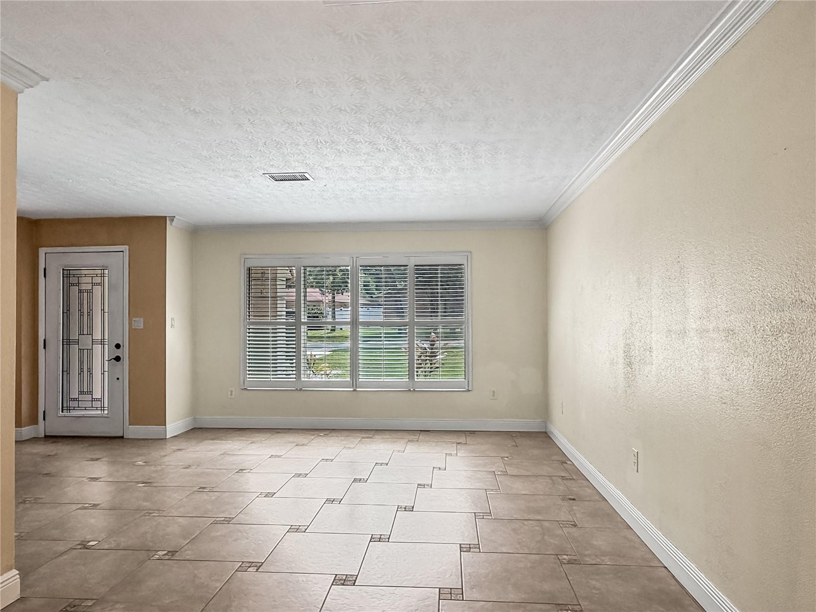 SPANISH OAKS - Residential