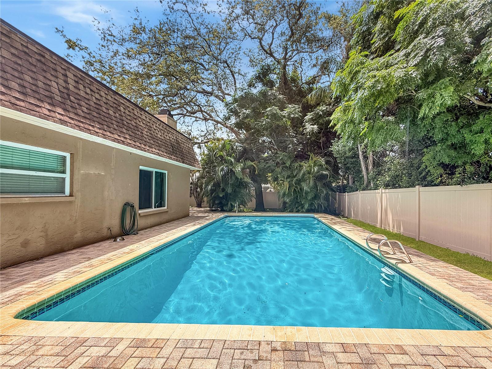 SPANISH OAKS - Residential