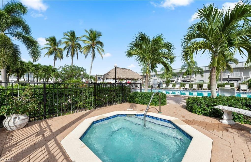 REGENCY CONDO - Residential