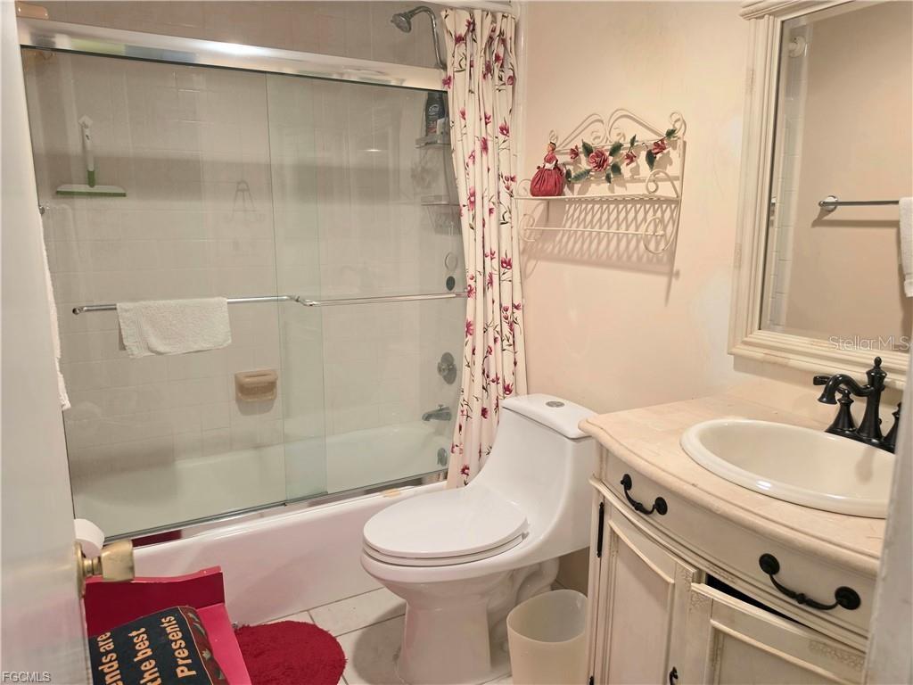 REGENCY CONDO - Residential