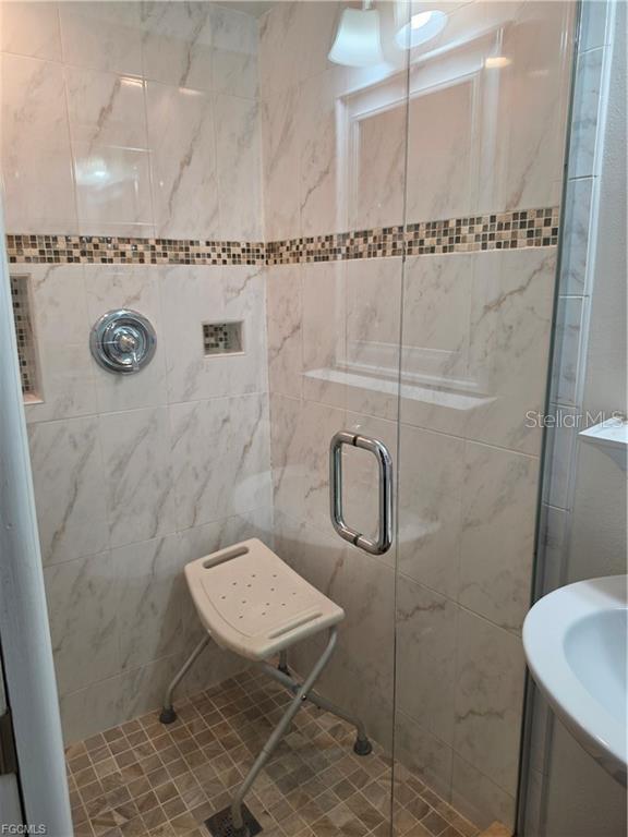 REGENCY CONDO - Residential