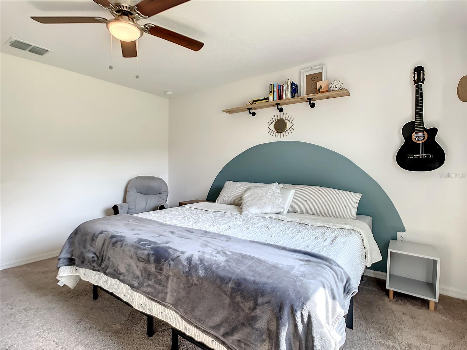 DELTONA LAKES UN 54 - Residential
