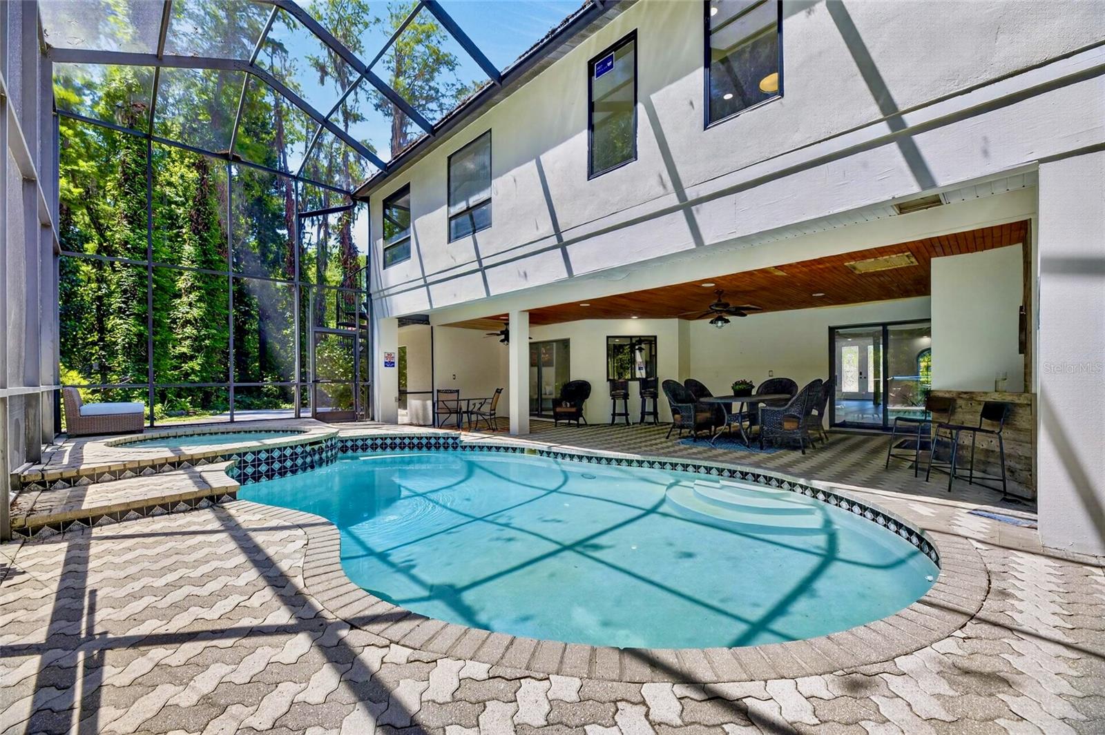CRENSHAW LAKES - Residential