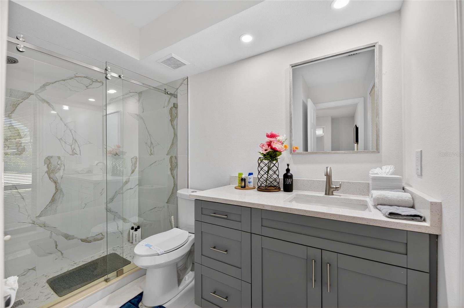 CRENSHAW LAKES - Residential