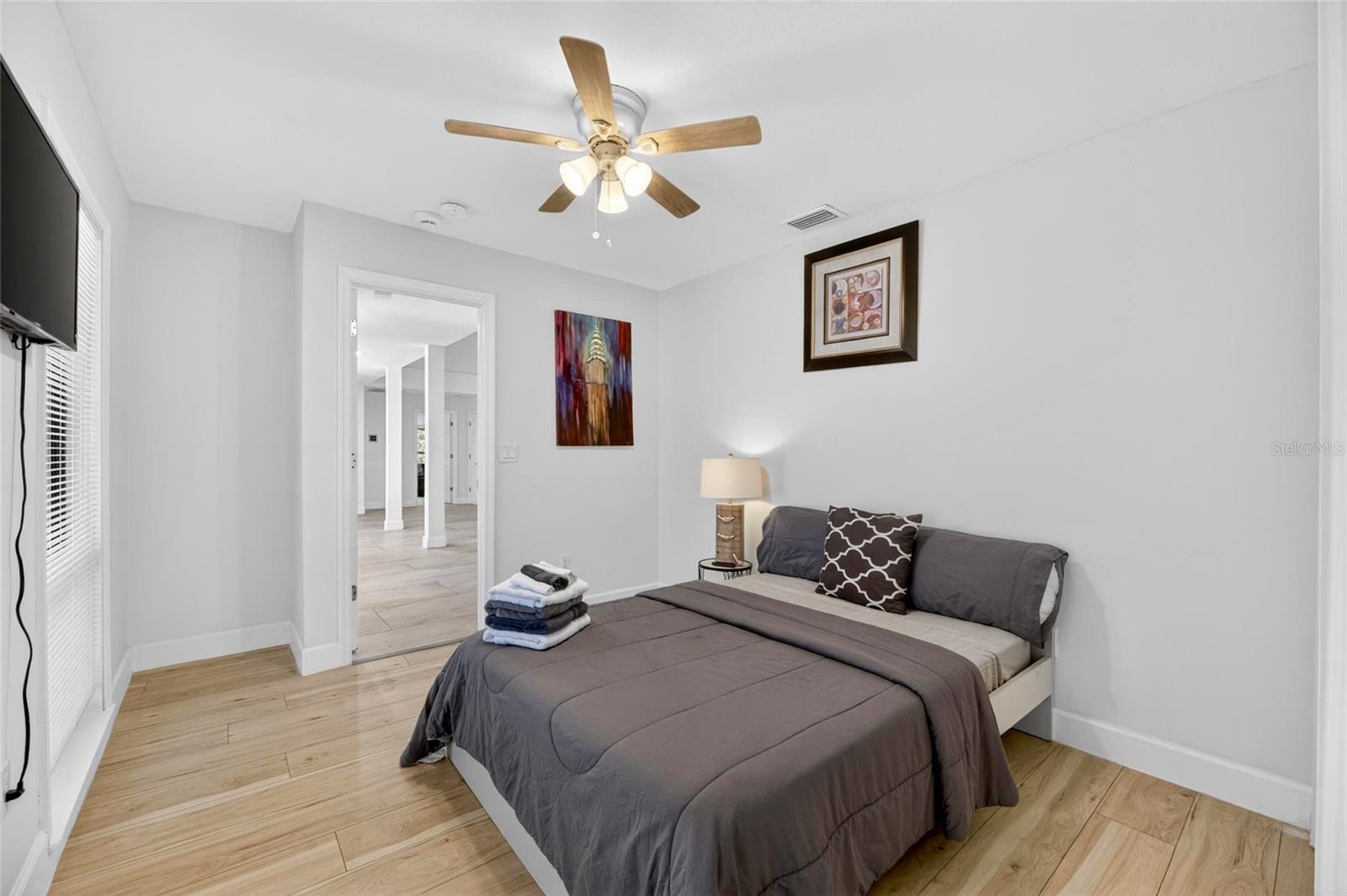 CRENSHAW LAKES - Residential