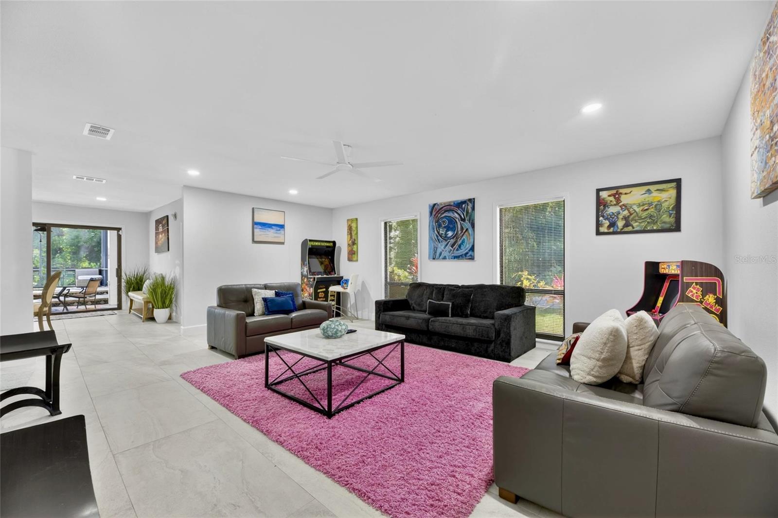 CRENSHAW LAKES - Residential