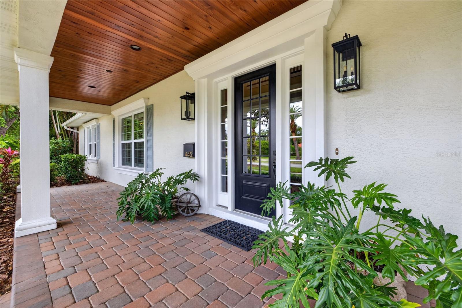 BELLEAIR ESTATES - Residential