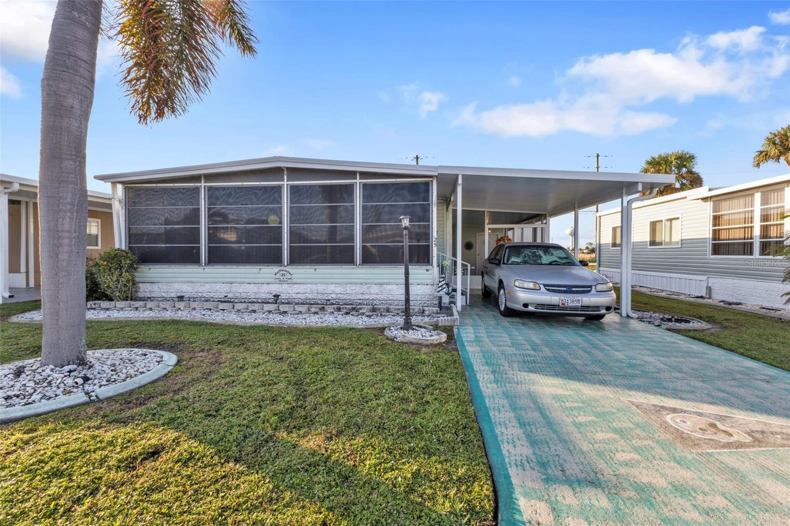 RIVER HAVEN MOB HME PARK - Residential