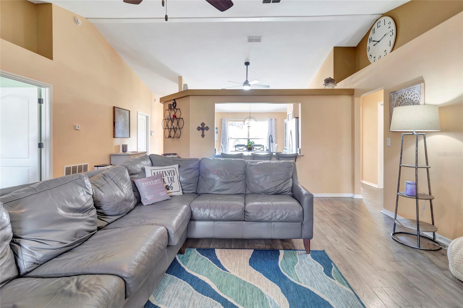 LOUISA POINTE PH IV SUB - Residential