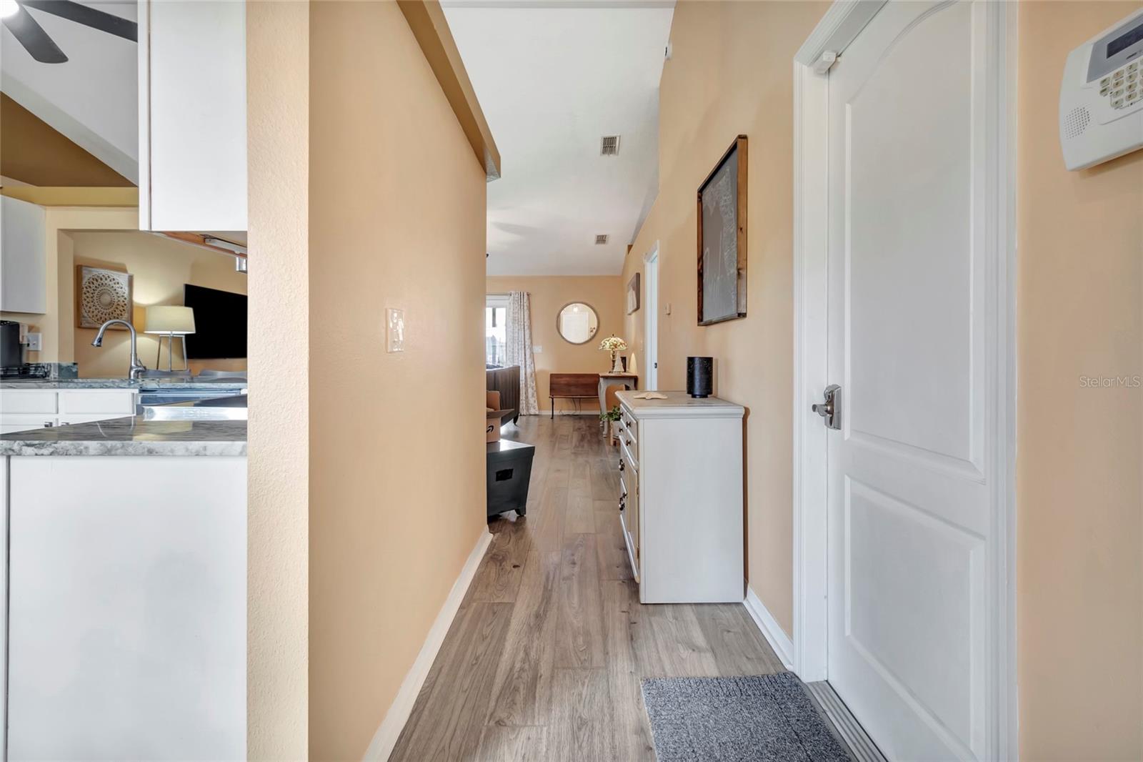 LOUISA POINTE PH IV SUB - Residential