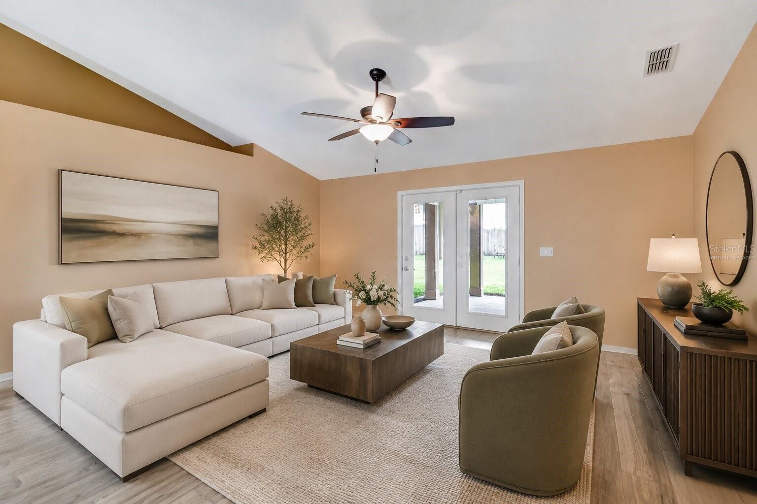 LOUISA POINTE PH IV SUB - Residential