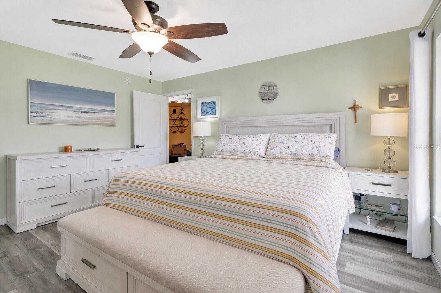 LOUISA POINTE PH IV SUB - Residential