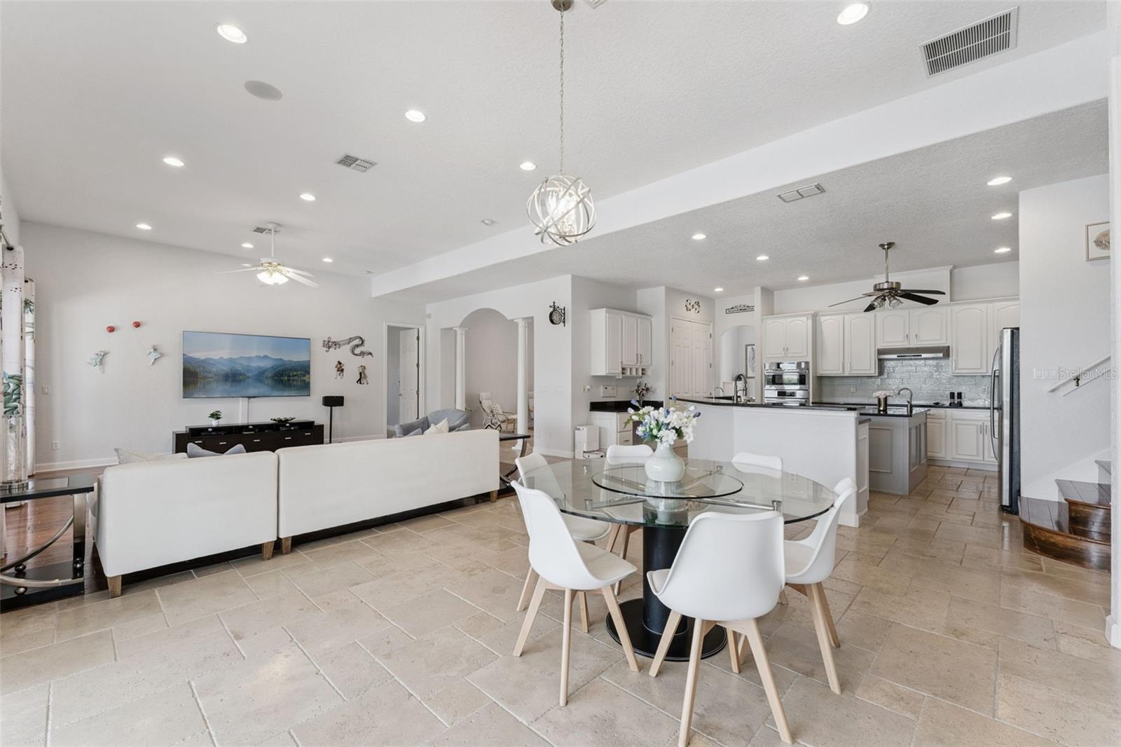 BUTLER BAY,WINDERMERE CLUB - Residential