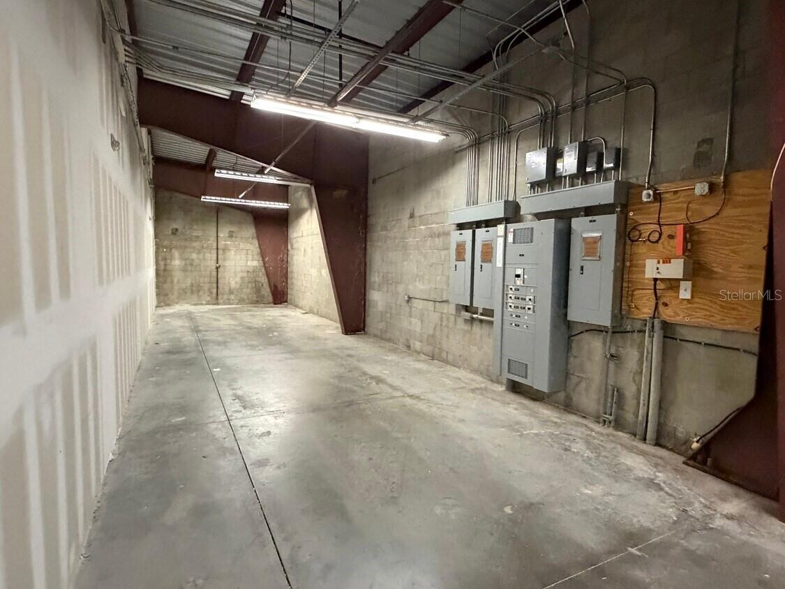 INDIAN RIVER ESTS REPLAT - Commercial Sale