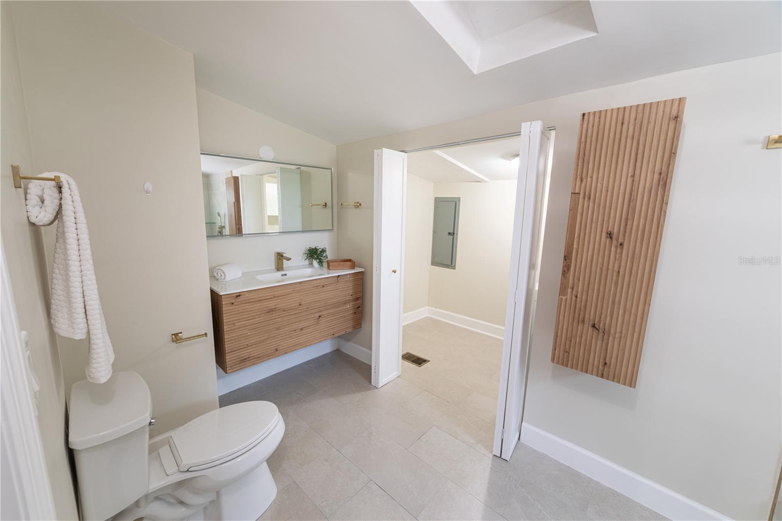 PAGES REP OF MITCHELLS BEACH - Residential