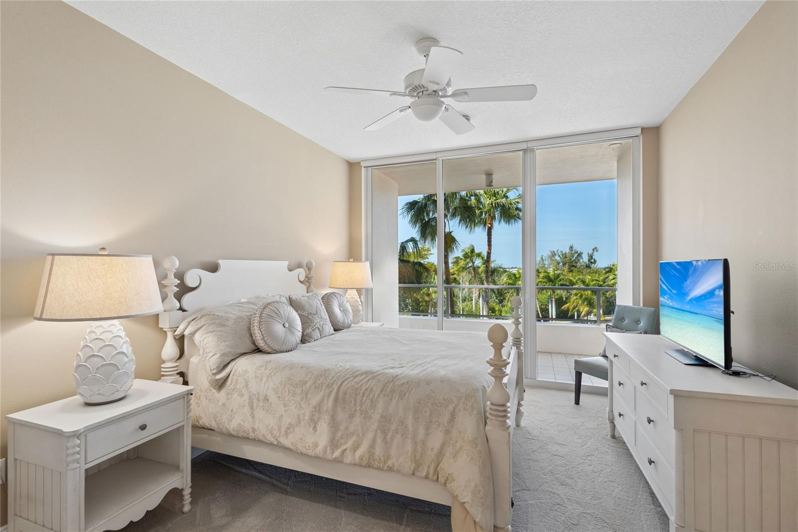 GRAND BAY 4 - Residential