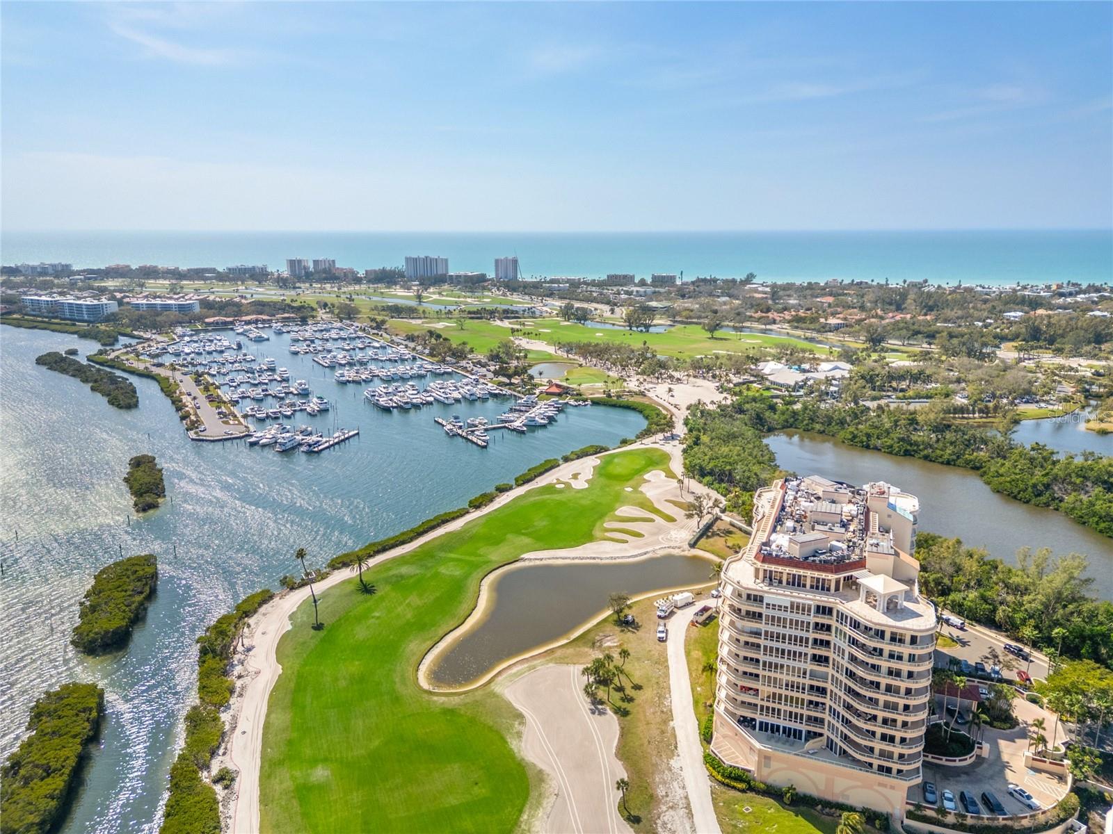 GRAND BAY 4 - Residential
