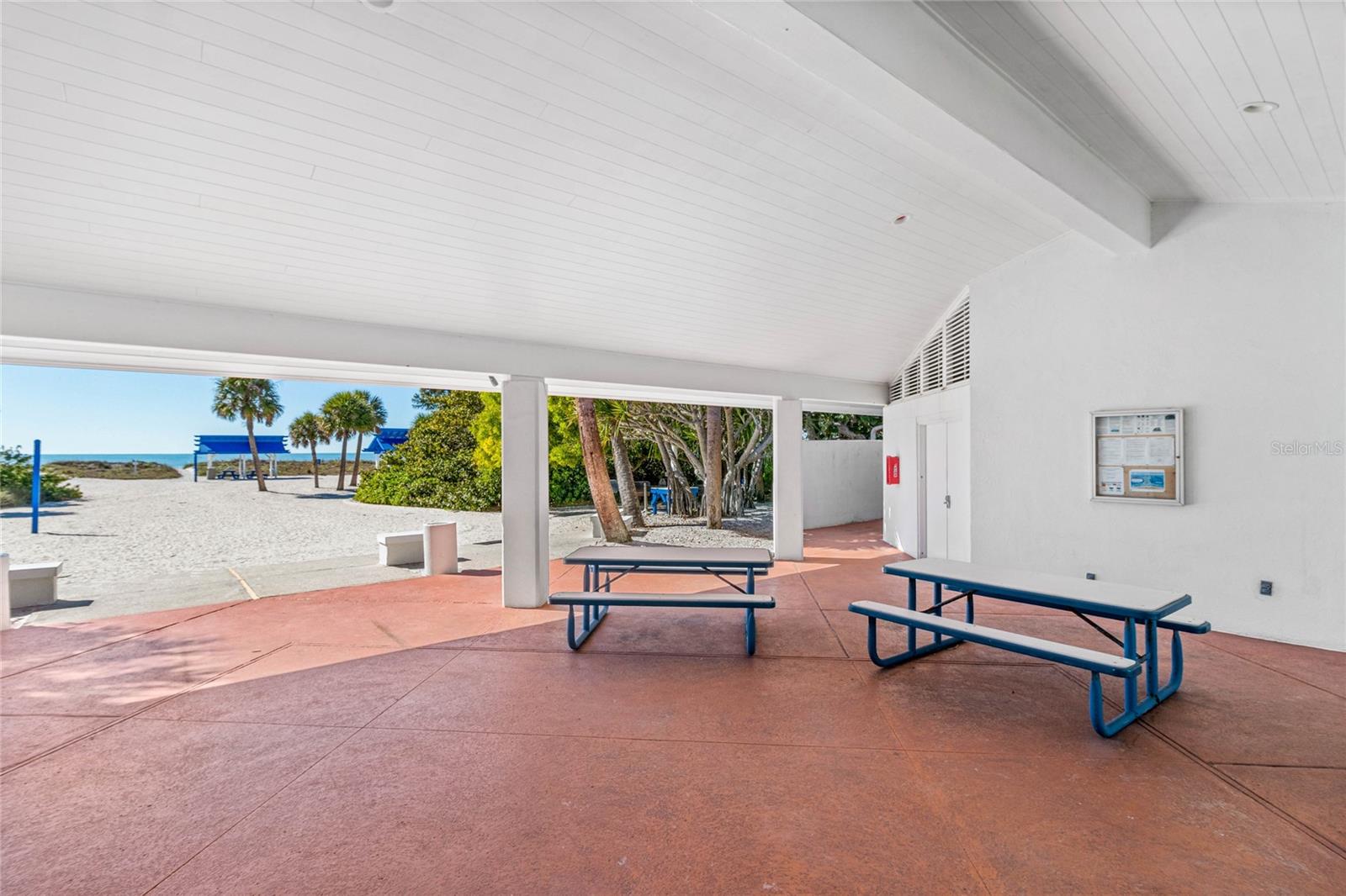 GRAND BAY 4 - Residential