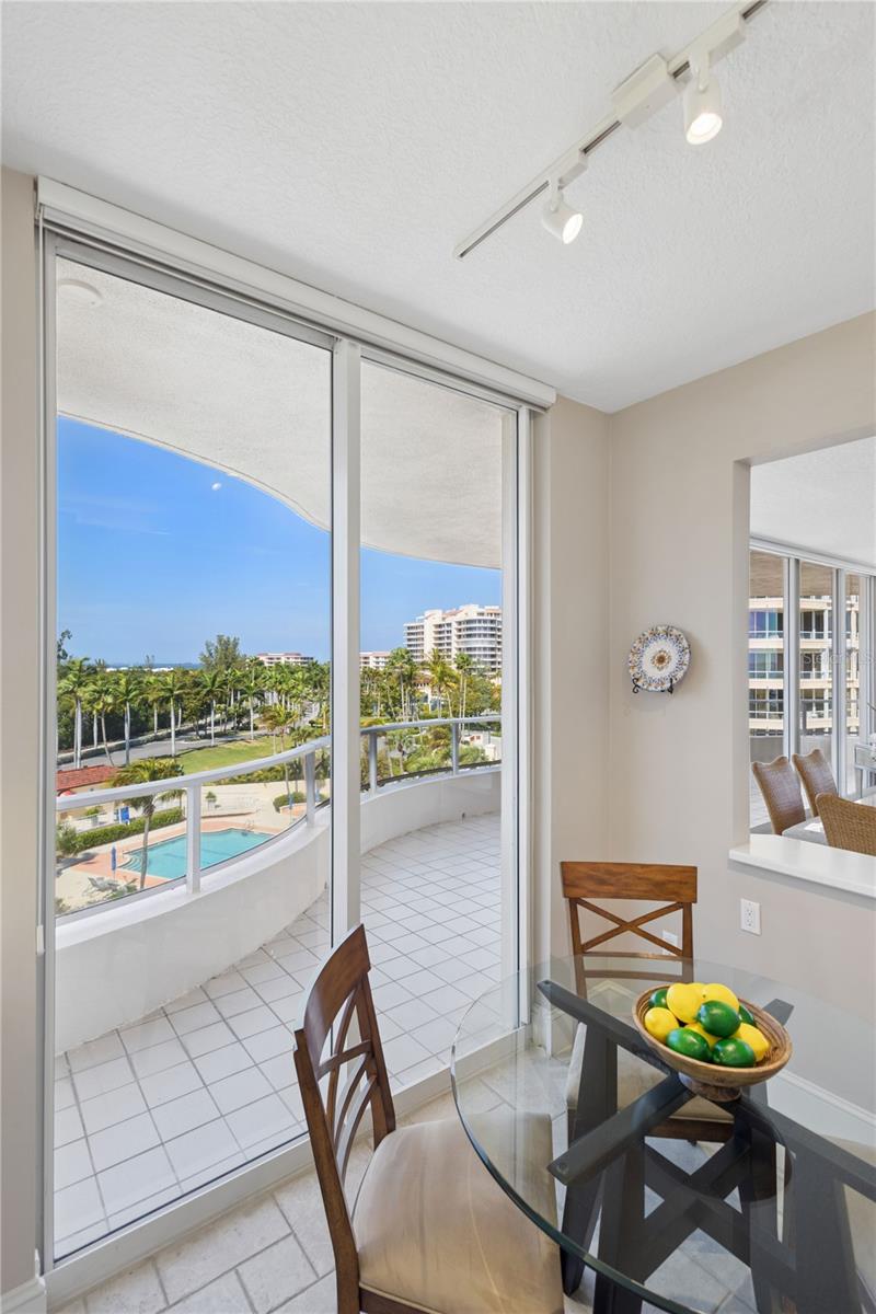 GRAND BAY 4 - Residential